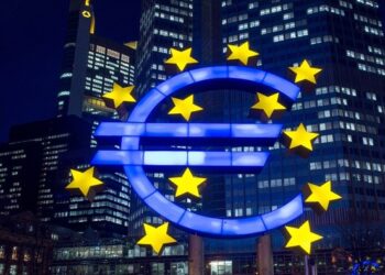 Euro (EUR) Latest: ECB Leaves Interest Rates Unchanged, EUR/USD Slips Lower – DailyFX