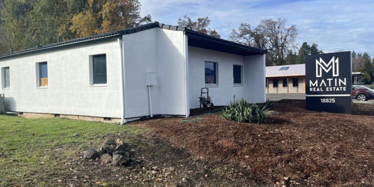 Portland real estate broker building office in West Linn | News