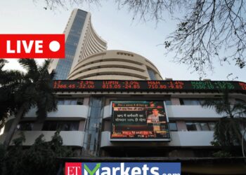 Sensex Today | Stock Market LIVE Updates: Sensex falls 100 points, Nifty below 19,100; realty top sectoral gainer
