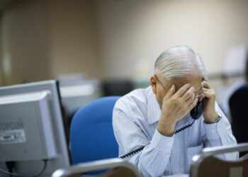 Hong Kong’s Small Brokers Push for New Rules to Revive IPOs