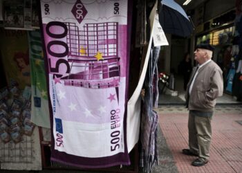 As the euro reaches its 25th anniversary, is it now invincible?
