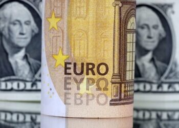 EUR/USD up, but down on week, with big event risk ahead
