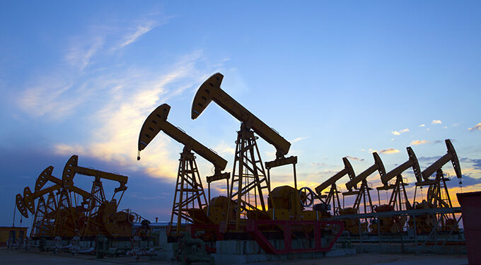 Crude Oil Weekly Forecast – 21/01: Stable Range & Action