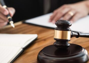 Real estate firms seek new trial broker commissions verdict