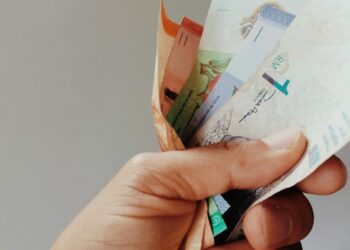 Fluctuations in currency exchange: When should we worry? ― Azian Madun