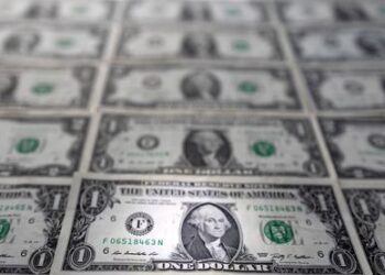 Dollar calm ahead of inflation test, Fed decision