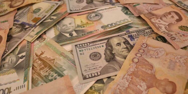 Lao currency kip continues to depreciate despite government measures