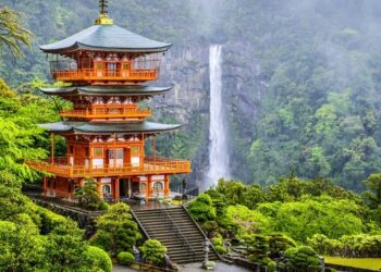 Places to visit to take advantage of a strong dollar