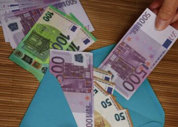 Police hunt suspect in $40,000 exchange scam in Limassol