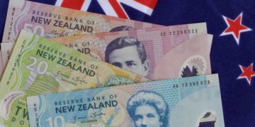 New Zealand Dollar Tests New Lows: Analysis For USD/JPY, EUR/USD, AUD/USD, NZD/USD