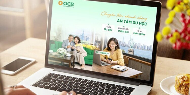 Parents “ease” costs thanks to 0 VND international money transfer incentives from OCB