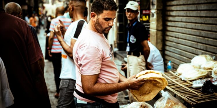 Poverty Amid Currency Discrepancies and Inflation in Egypt