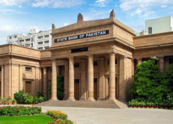 SBP restricts cash dollar sales, orders direct transfers to accounts