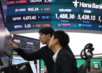 S. Korea market volatility near record as foreigners sell $13 billion