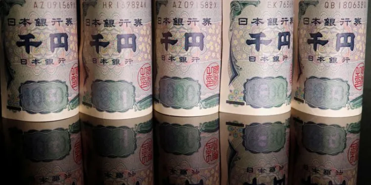Iran war sends oil surging: Emergency action taken to save the yen