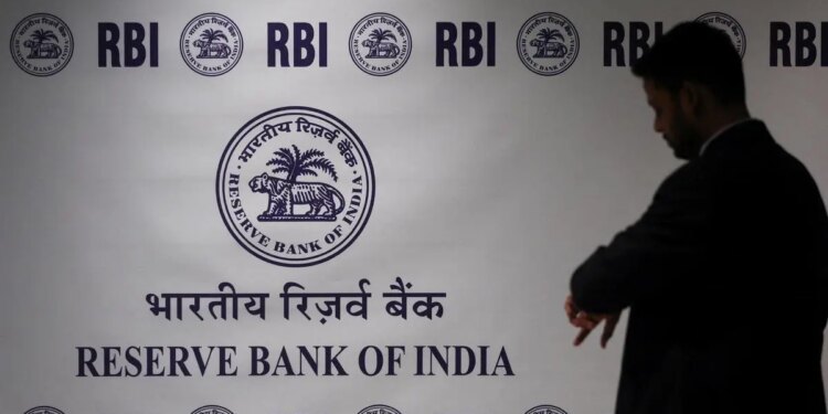 RBI foreign exchange income rises 52% to ₹1.69 lakh crore in FY26