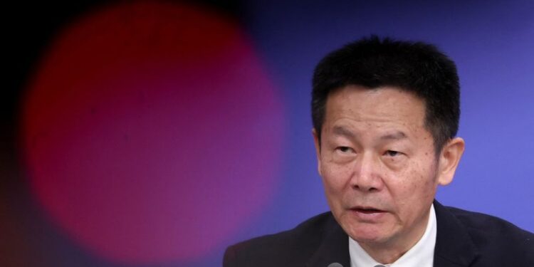 Chinese officials meet Citigroup, Goldman chiefs in Beijing