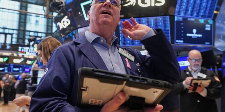 U.S. stocks edge toward their first gain in 4 days after strong profit reports – Pittsburgh Post-Gazette