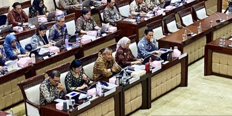 BI says forex reserves remain adequate despite decline