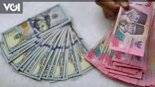 When President Prabowo Subianto Seemingly Refused the Fact that the Rupiah Exchange Rate Fell