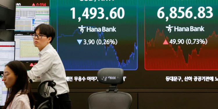 South Korea to ease FX rules for foreigners to trade won in push to liberalise forex market
