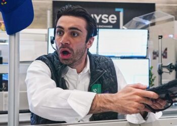Rebounding AI stocks send the S&P 500 within 1% of its record – WaltonTribune.com