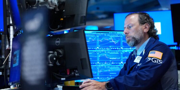 AI stocks slump again, while oil prices keep climbing | Nation & World