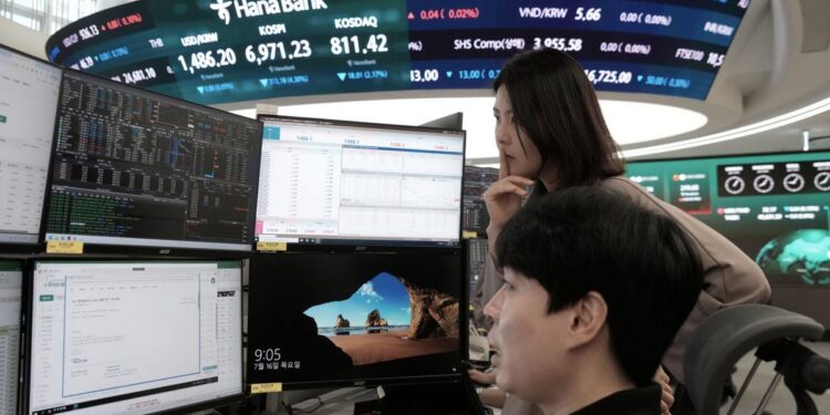 Slumping AI stocks drag down markets around the world | Region