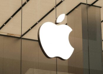 Apple warns supply constraints will increase ‘significantly’ next quarter