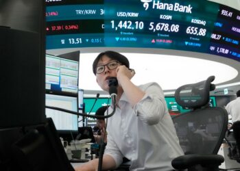 South Korea’s Kospi index jumps more than 13% on a surge of chipmaking stocks :: WRAL.com