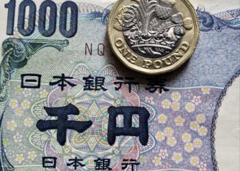 The Japanese Yen Keeps Falling