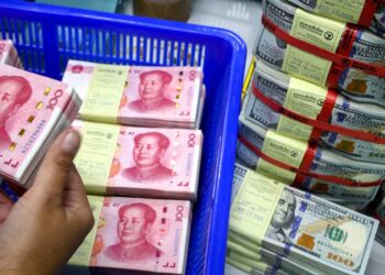 China steadies yuan as exporters feel currency squeeze