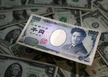 Japan spent record $96.5 billion to support yen over past month, ministry data shows