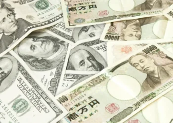 Dollar-Won Hits 10-Month Intraday Low as 1,300 Level Comes Into View on US Intervention