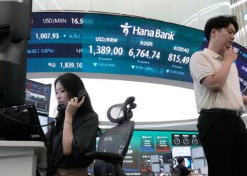 US stocks rise as the bond market's big swings ease a bit – chronicleonline.com