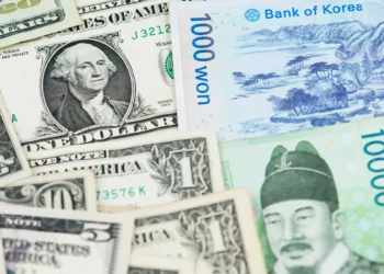 Won-Dollar Volatility Hits Highest Since Financial Crisis, Swinging From Near 1,560 to 1,300s