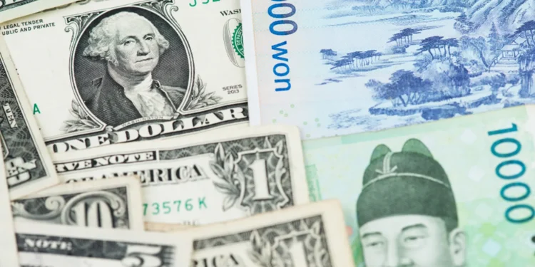 Won-Dollar Volatility Hits Highest Since Financial Crisis, Swinging From Near 1,560 to 1,300s