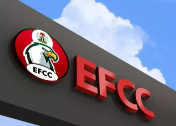 EFCC cracks down on illegal foreign exchange, naira trading, jails 4