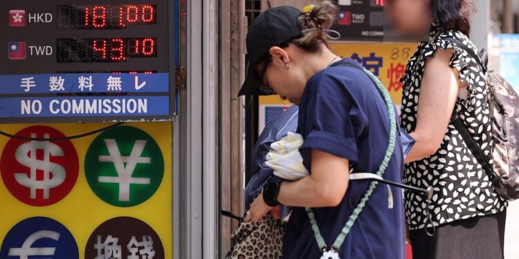 Won-dollar swings hit post-crisis high as Korea tracks yen strength – CHOSUNBIZ – Chosunbiz