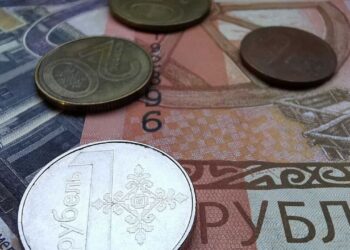 Belarusian ruble loses ground amid weakening Russian currency – Belsat
