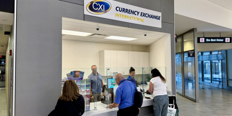 Currency exchange service returns to TPA