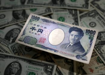 Yen rises to highest since February, topping intervention rally