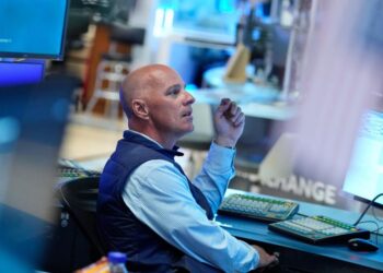 Bond yields crank higher and pull US stocks further from their record | Nation & World