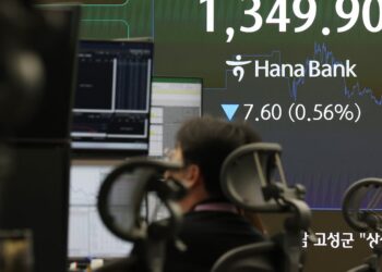 Won Appreciation Boosts Steel, Airlines; Automotive Struggles – 조선일보
