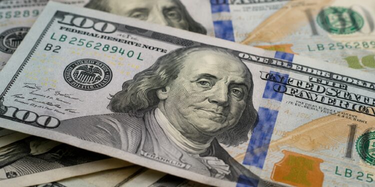 Colombia’s Dollar Falls Again, Closing in on 3,000 Pesos