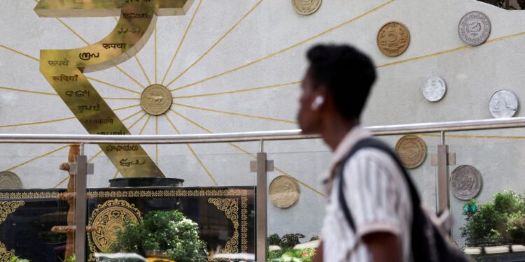 India taps diaspora dollars to defend rupee, boost reserves, court risks – CHOSUNBIZ – Chosunbiz