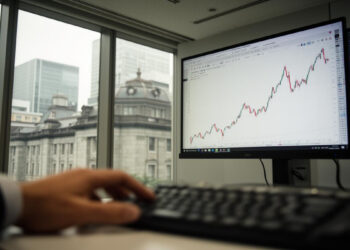 Tokyo yen rises 0.74 to low-156 range against dollar; EUR/JPY in mid-181 range — BigGo Finance