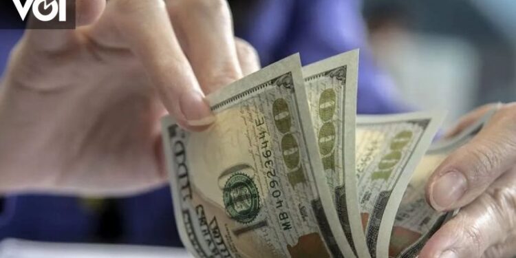 Economist Predicts Indonesia’s External Debt Ratio to Remain at 30-31 Percent of GDP