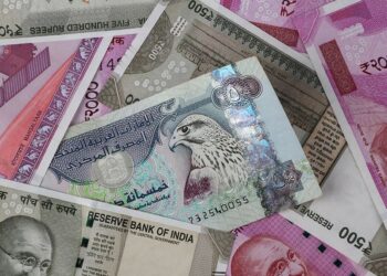 India’s 180-Day Overseas Funds Rule Explained: What UAE-Based NRIs Need to Know About Credit Cards, Salaries and Savings