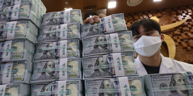Why the Korean won is weakening despite Korea’s record exports